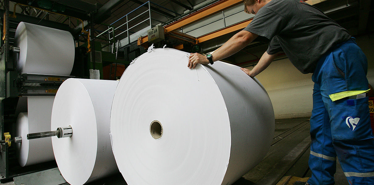 В Японии начали производство бумаги из камня 