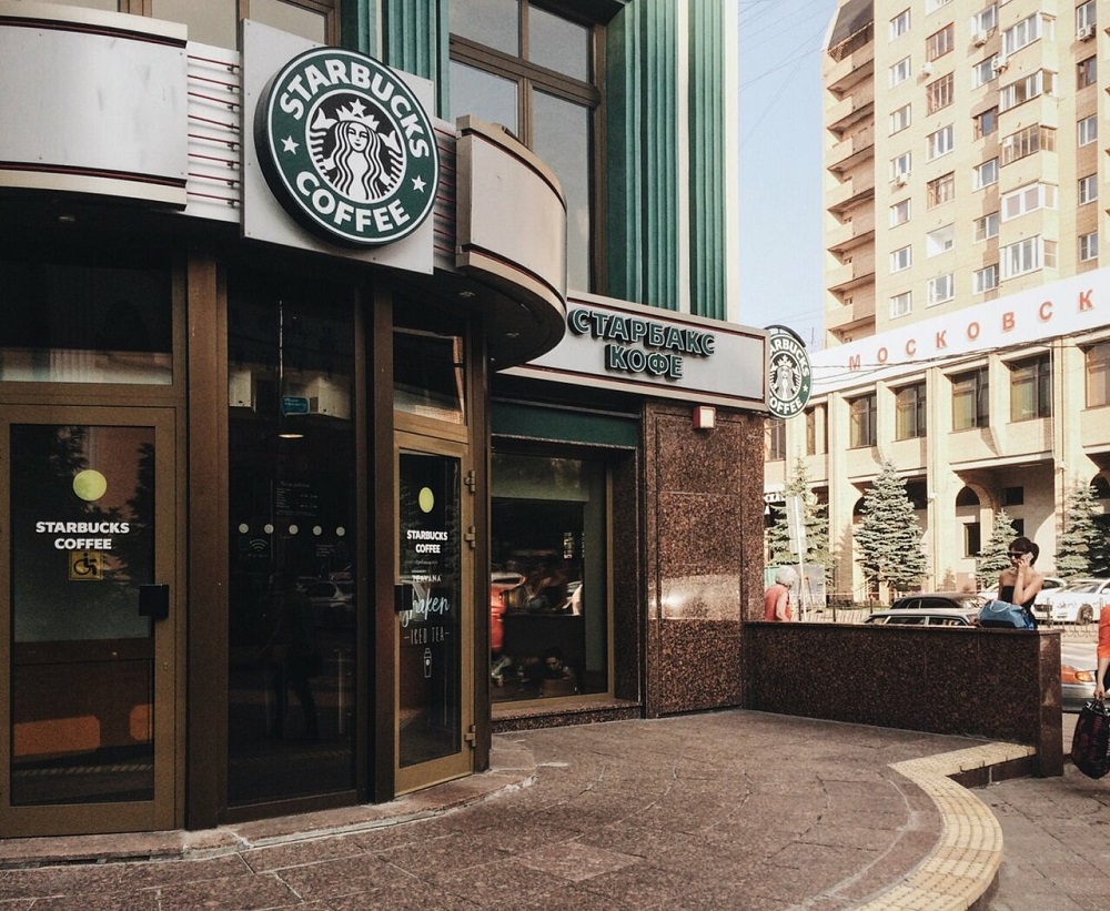 Сеть кафеен Starbucks уходит из России